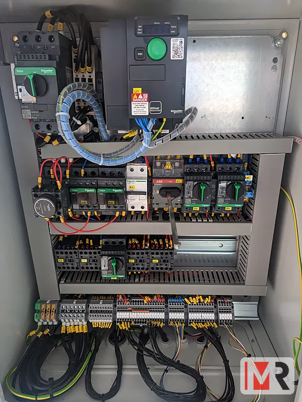 Motor control panel with Schneider drive, motor protection breakers and contactors